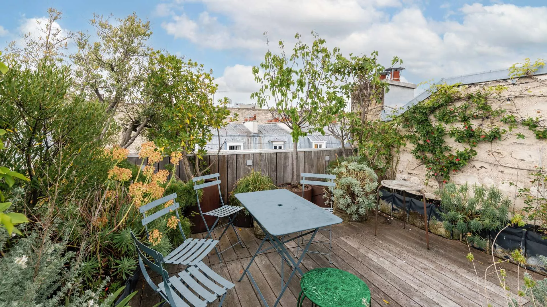 photo of the rooftop terrace