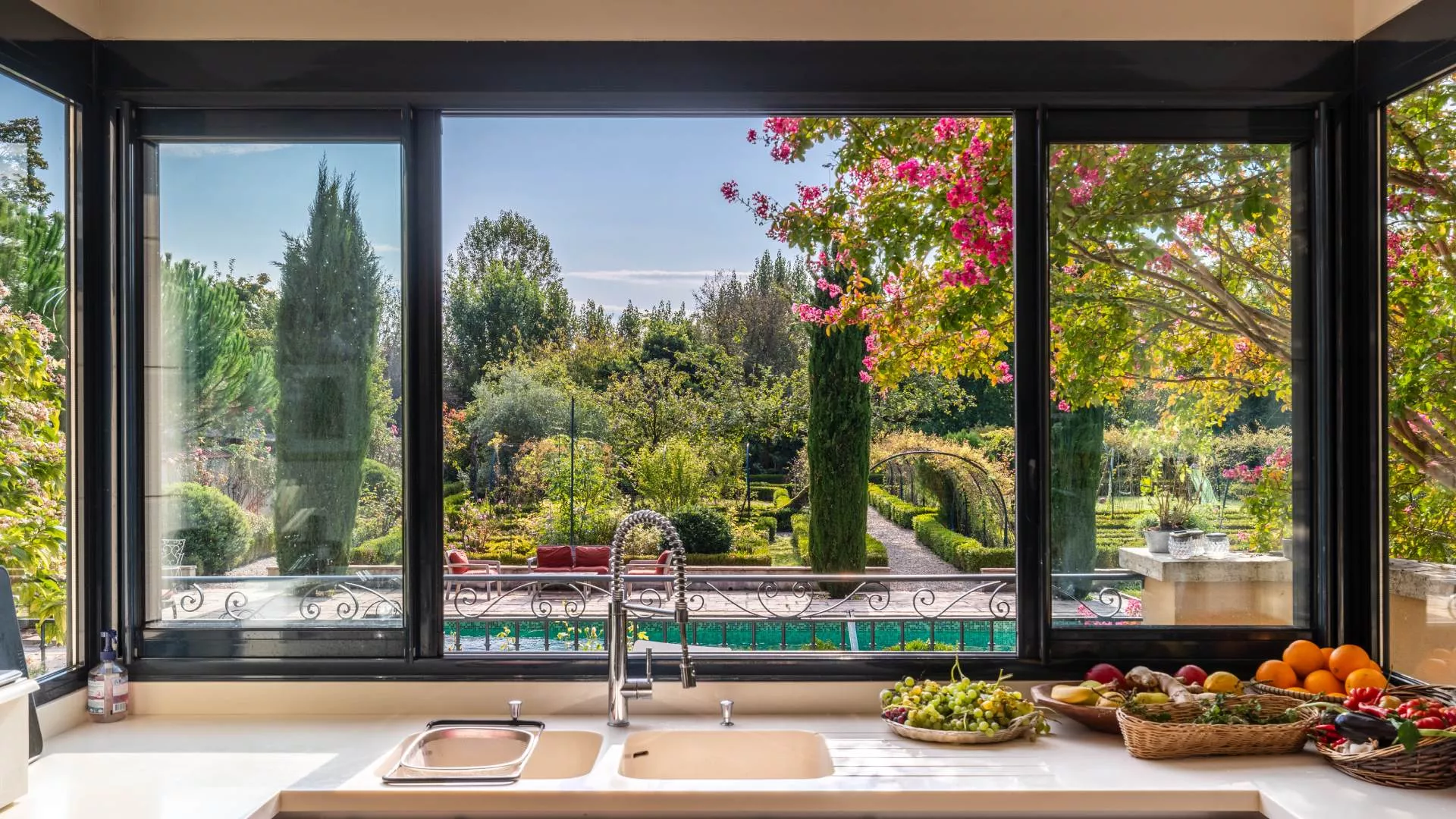 photo of the kitchen of Villa Colonna Romano